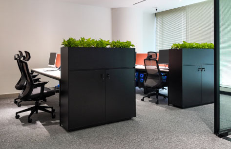 Workstations with Ecoplanter
